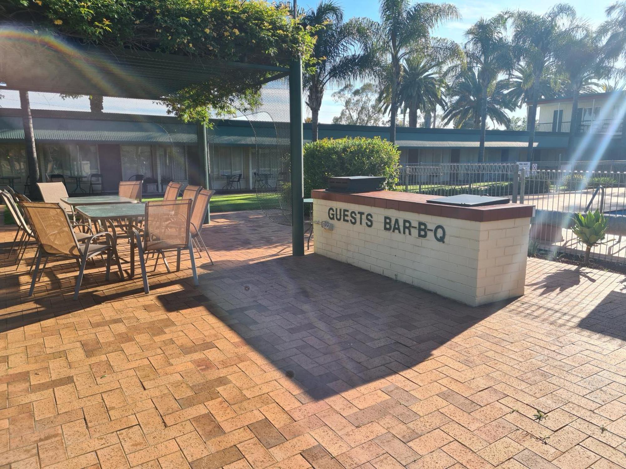 Motel Riverina Leeton 외부 사진