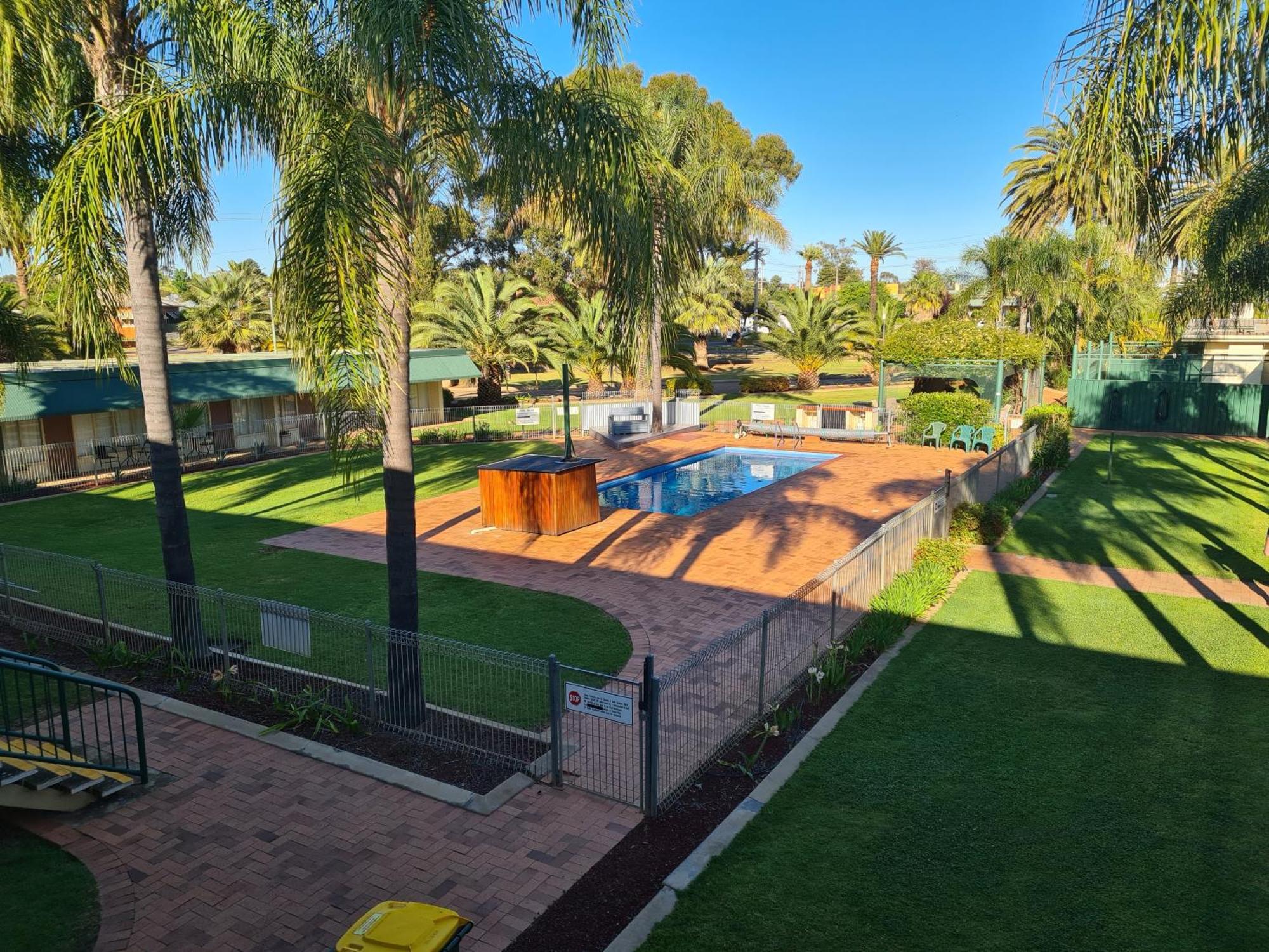 Motel Riverina Leeton 외부 사진