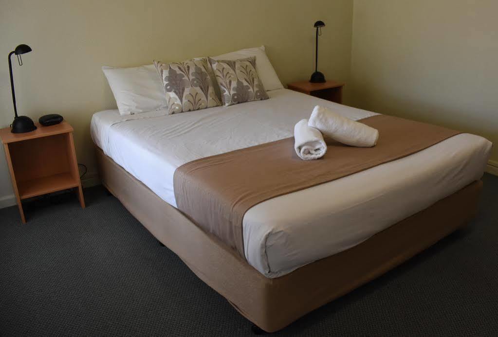 Motel Riverina Leeton 외부 사진